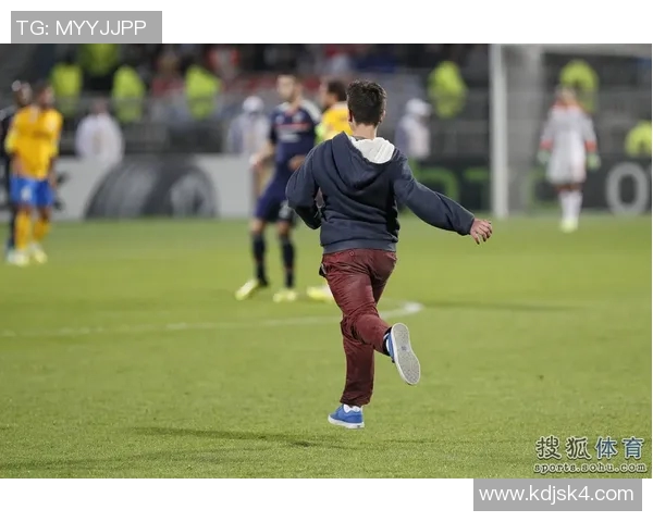 佩斯卡拉与热那亚的激战即将上演谁能在意甲赛场中笑到最后