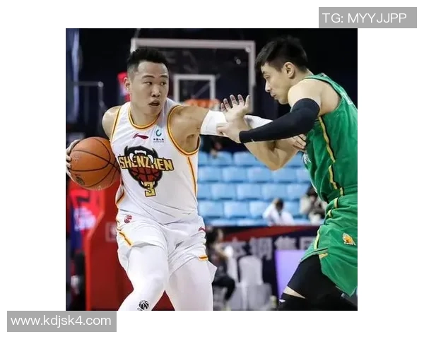 CBA精彩重播广东队对阵青岛队全场回顾与精彩瞬间分析