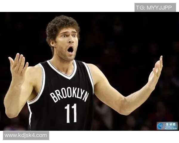 布鲁克洛佩斯:从篮坛巨星到球队核心的华丽转身与成长之路 布鲁克洛佩斯:从篮坛巨星到球队核心的华丽转身与成长之路