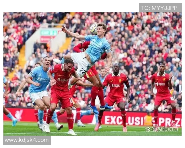 曼联与切尔西激战正酣谁能在英超巅峰对决中笑到最后