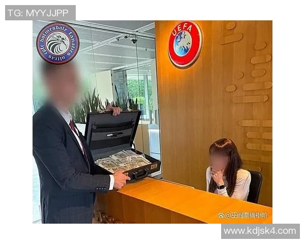 曼联与水晶宫激战正酣赛果揭晓引发球迷热议 曼联与水晶宫激战正酣赛果揭晓引发球迷热议