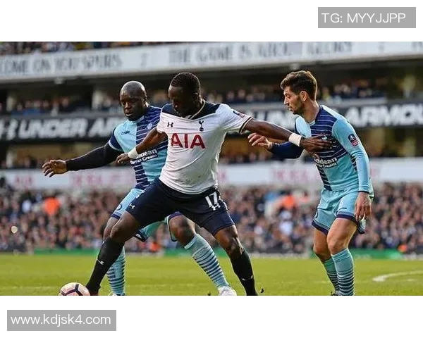 牛津联与温布尔登的激烈对决谁能在这场较量中胜出