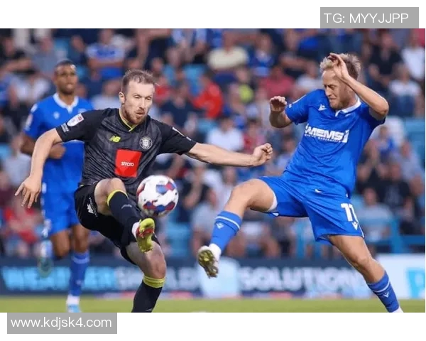 布拉德福德与布流浪的精彩对决分析与赛季前景展望