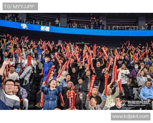 新疆对阵广东CBA直播精彩瞬间全记录球迷热情互动不容错过 新疆对阵广东CBA直播精彩瞬间全记录球迷热情互动不容错过